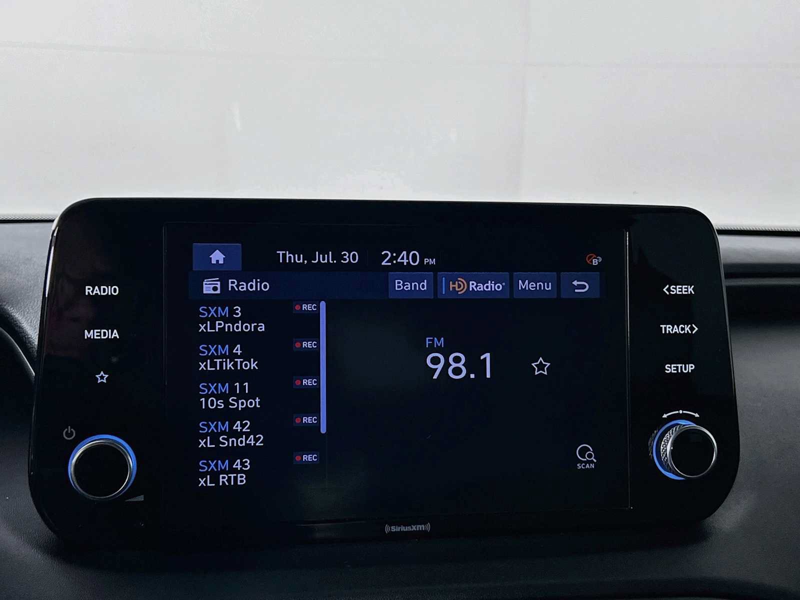 Certified 2022 Hyundai Santa Fe SEL AWD/4WD image 14