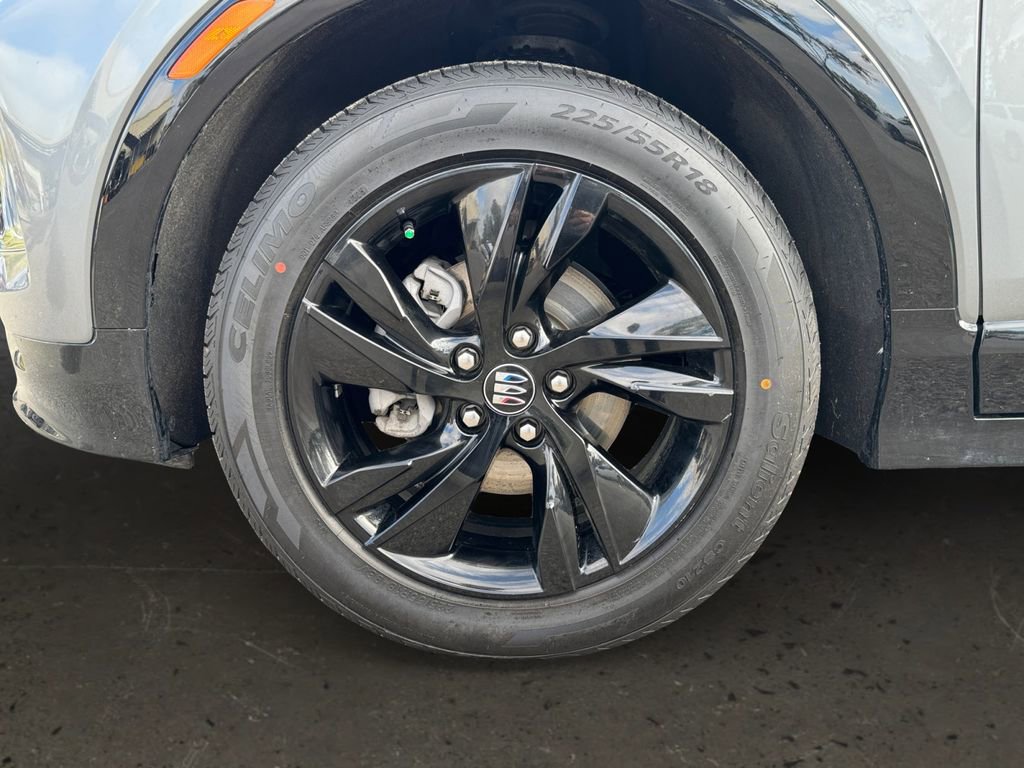 Used 2024 Buick Encore GX Sport Touring w/ Comfort Package image 10