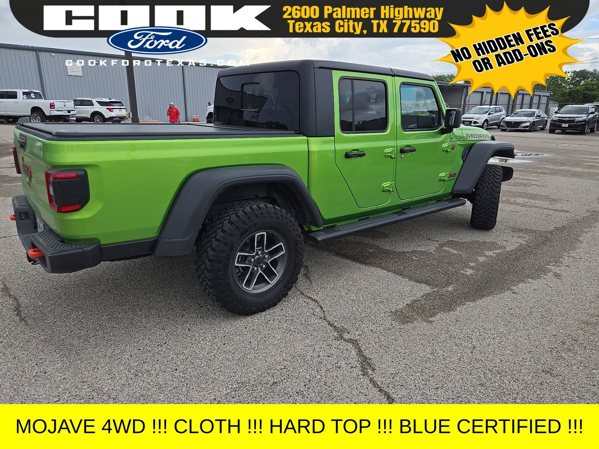 Used 2025 Jeep Gladiator Mojave w/ Convenience Group AWD/4WD image 9
