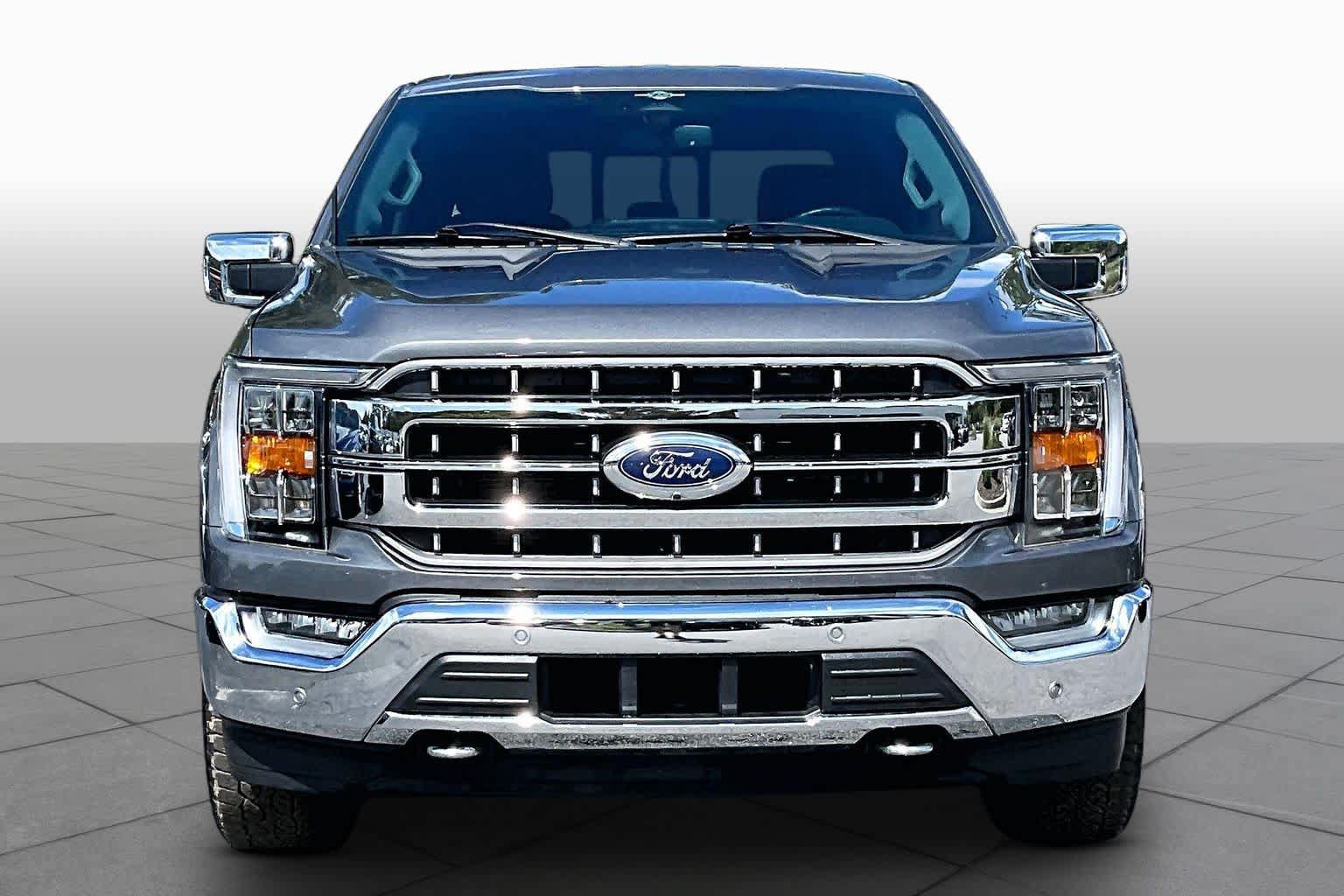 Used 2023 Ford F150 Lariat w/ Trailer Tow Package AWD/4WD image 4