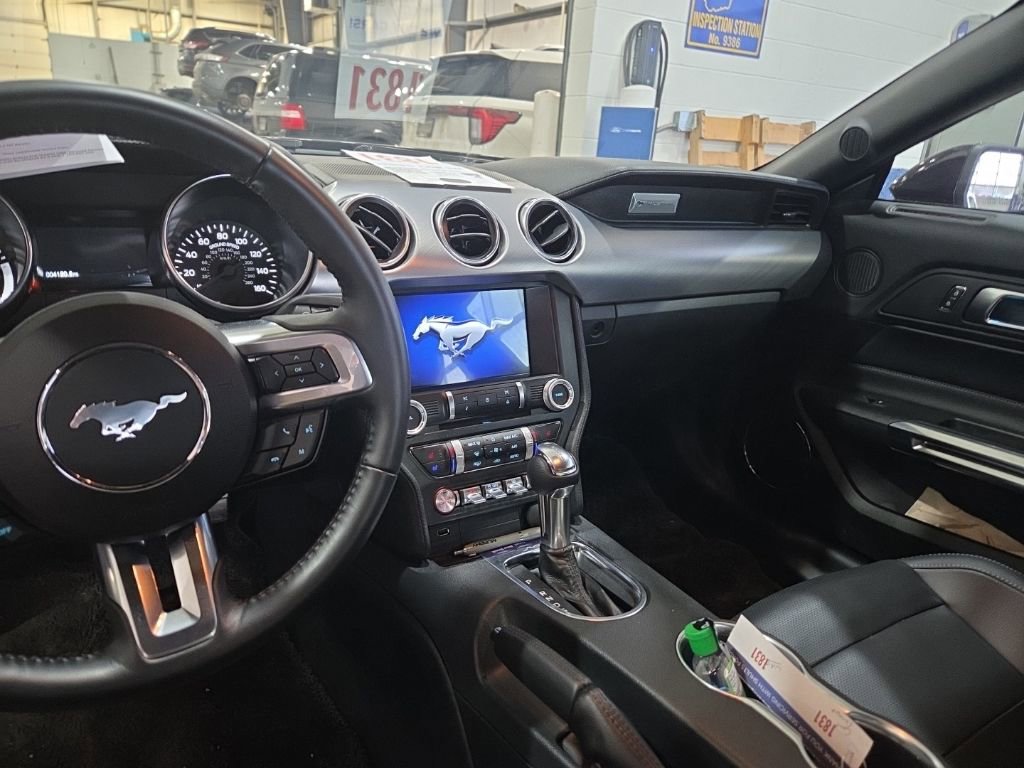 Used 2022 Ford Mustang Premium image 8