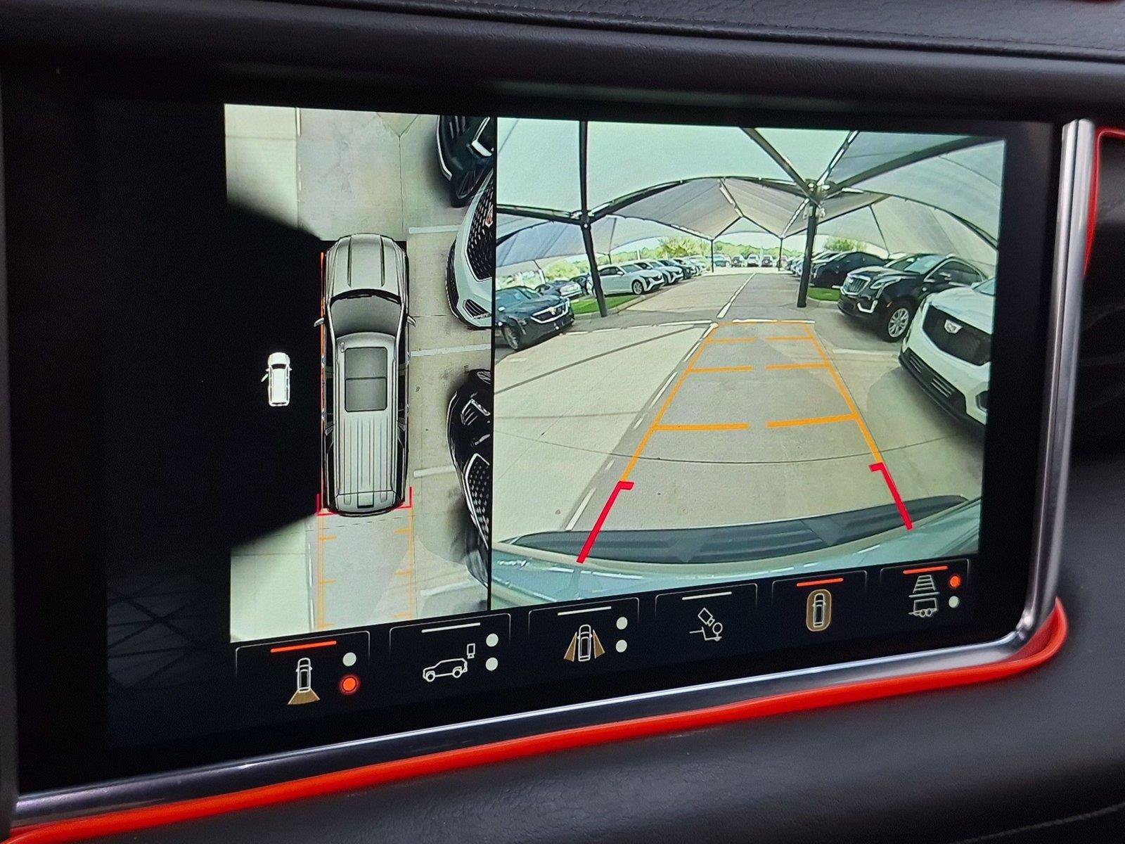 Used 2024 GMC Yukon Denali w/ Advanced Technology Package AWD/4WD image 20