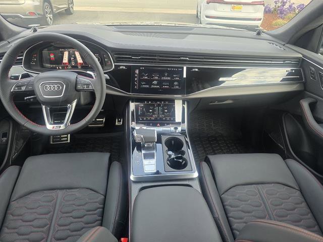New 2025 Audi RS Q8 performance image 12