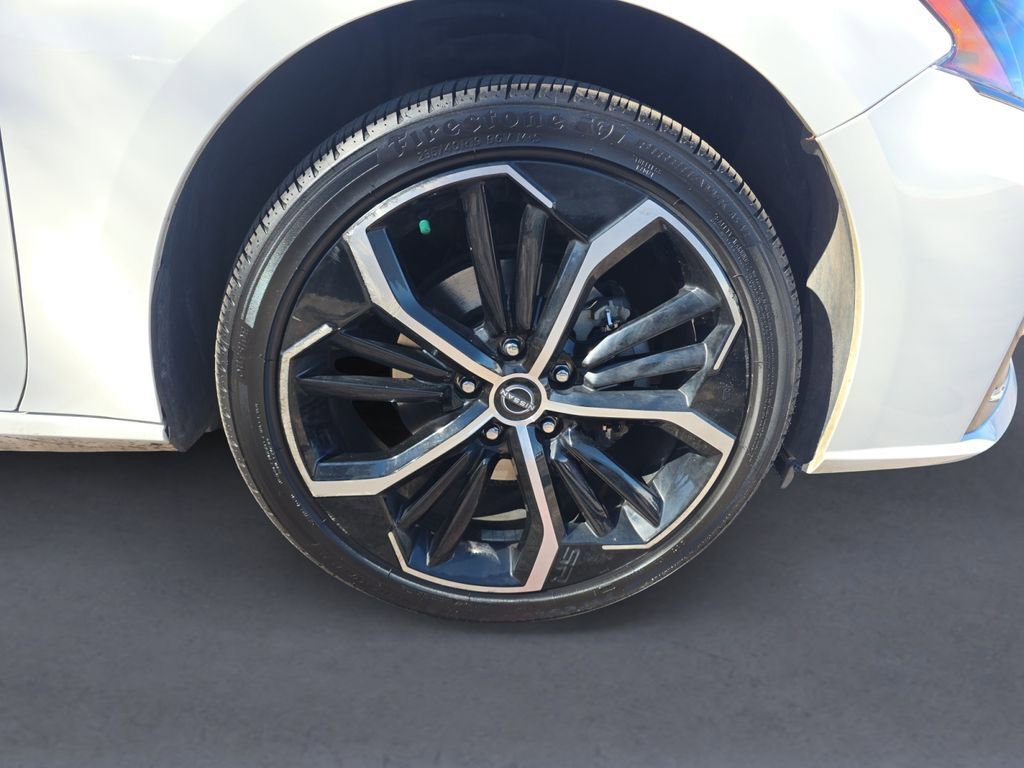 Used 2024 Nissan Altima 2.5 SR image 14