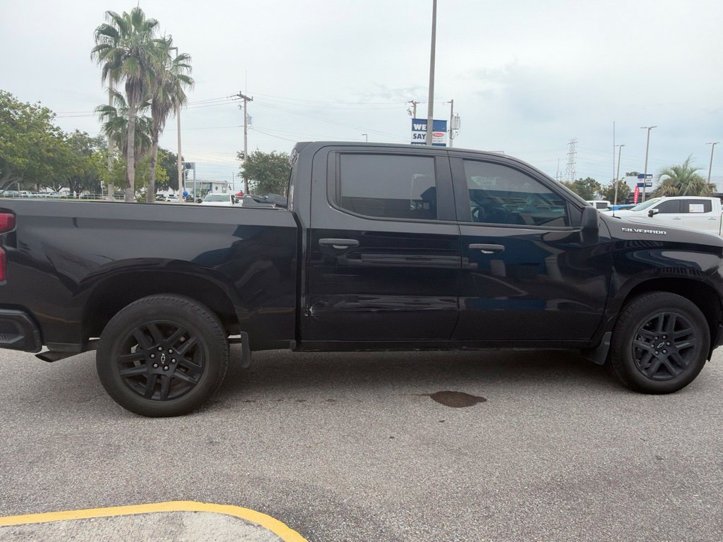 Used 2024 Chevrolet Silverado 1500 Custom RWD image 5
