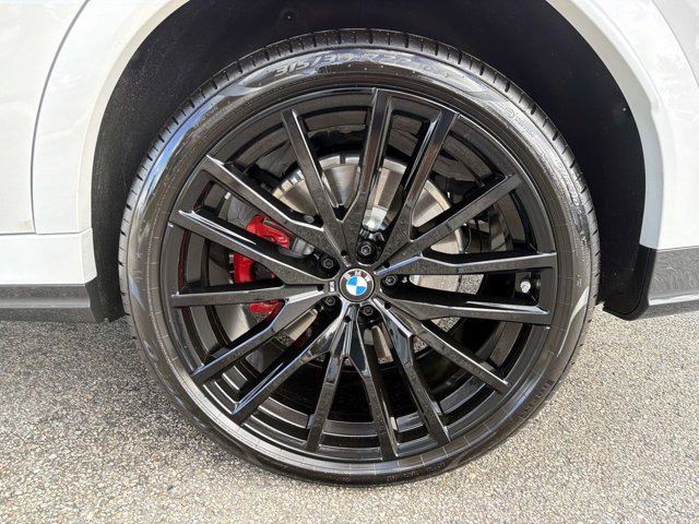 Used 2027 BMW X6 M60i w/ Executive Package AWD/4WD image 10