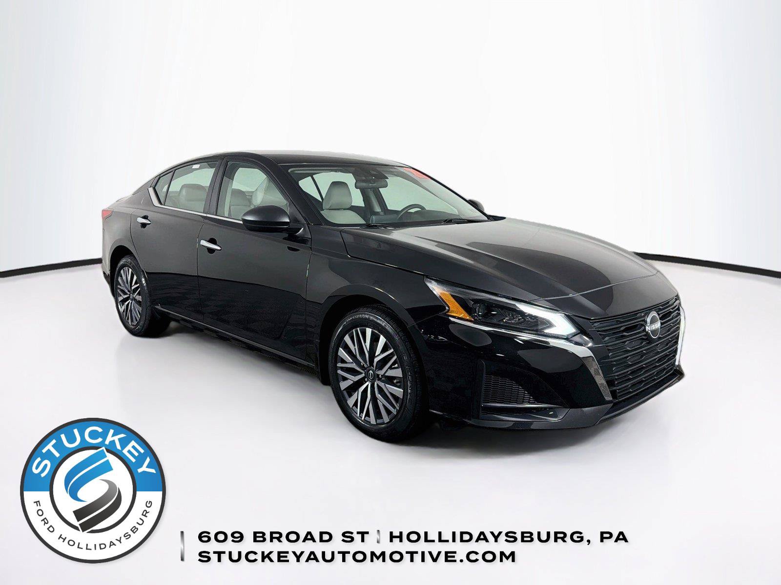 Used 2024 Nissan Altima 2.5 SV