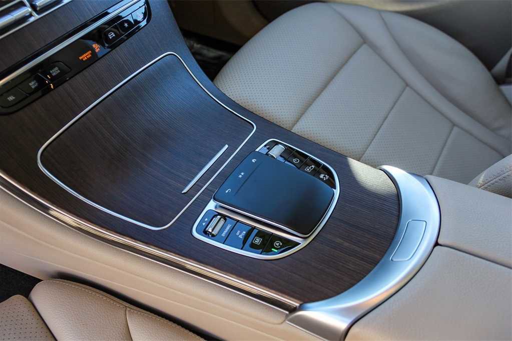 Used 2022 Mercedes-Benz GLC 300 image 19