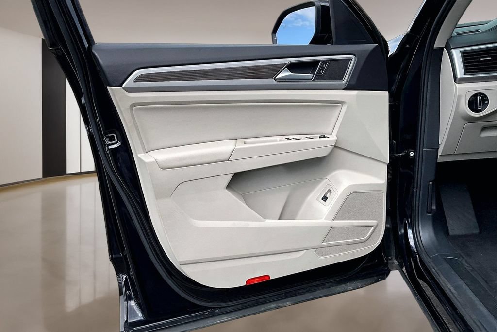 Used 2019 Volkswagen Atlas SE AWD/4WD image 18