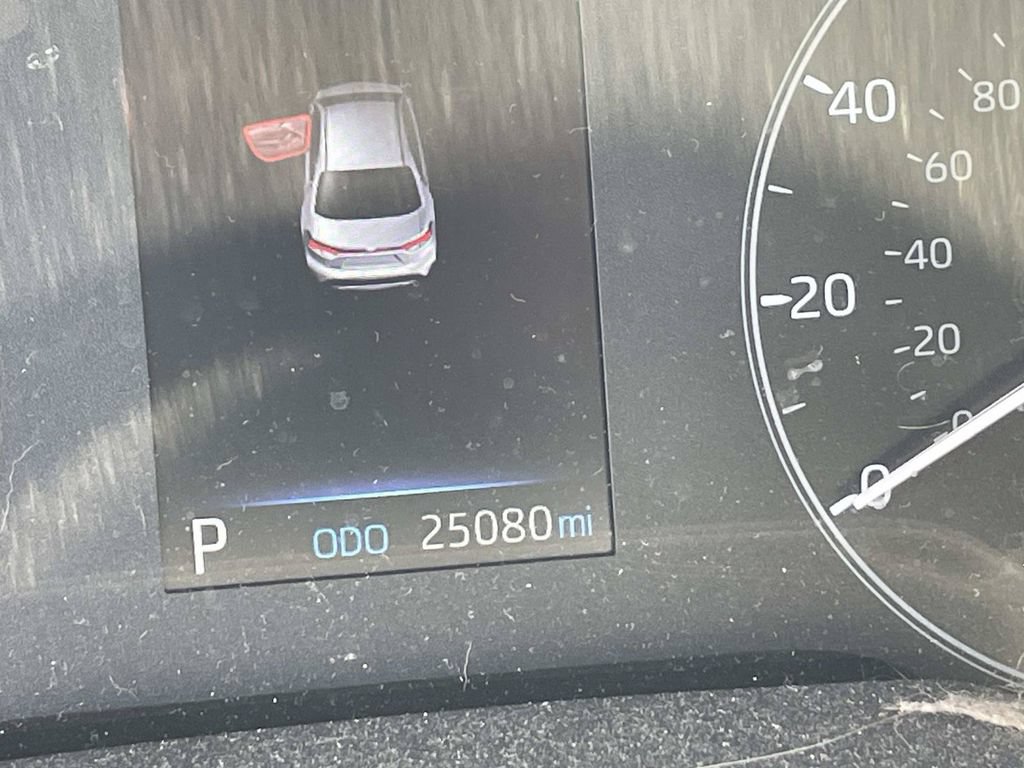 Used 2024 Toyota Corolla LE FWD image 13