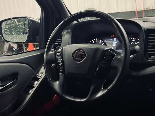 Used 2023 Nissan Frontier PRO-4X w/ Technology Package AWD/4WD image 22