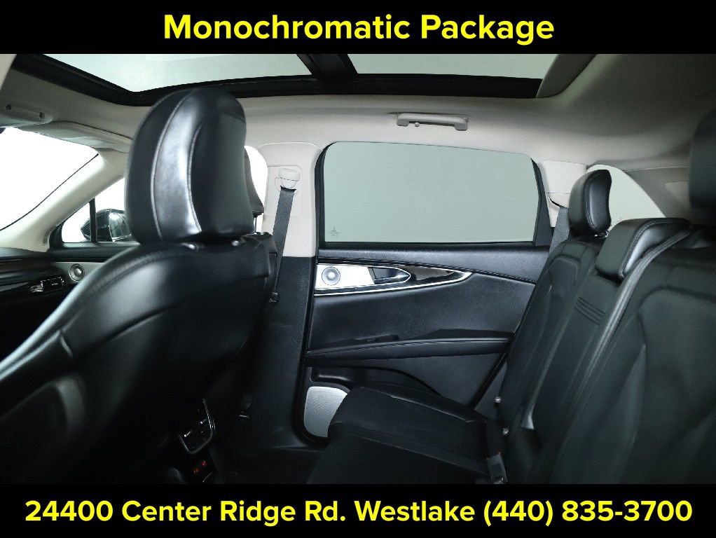 Used 2022 Lincoln Nautilus Reserve w/ Equipment Group 202A image 15