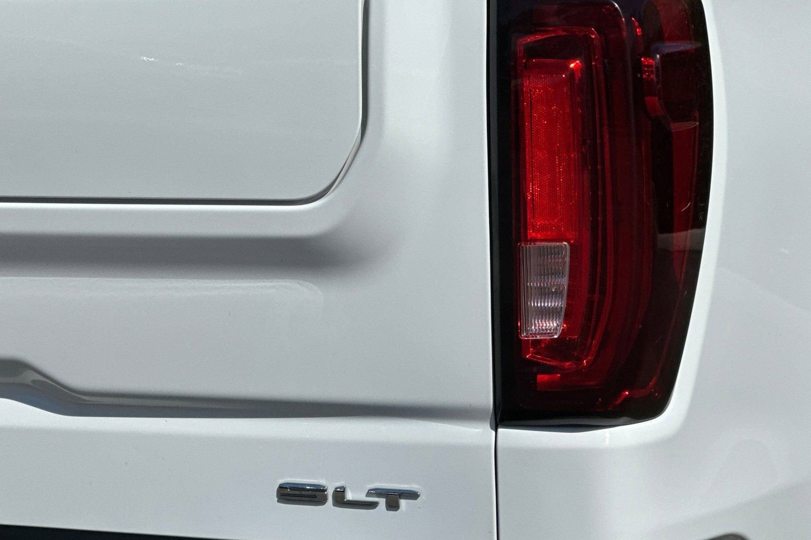Certified 2025 GMC Sierra 1500 SLT AWD/4WD image 47