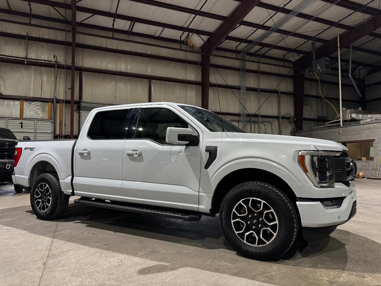 Used 2022 Ford F150 Lariat w/ Equipment Group 502A High image 3