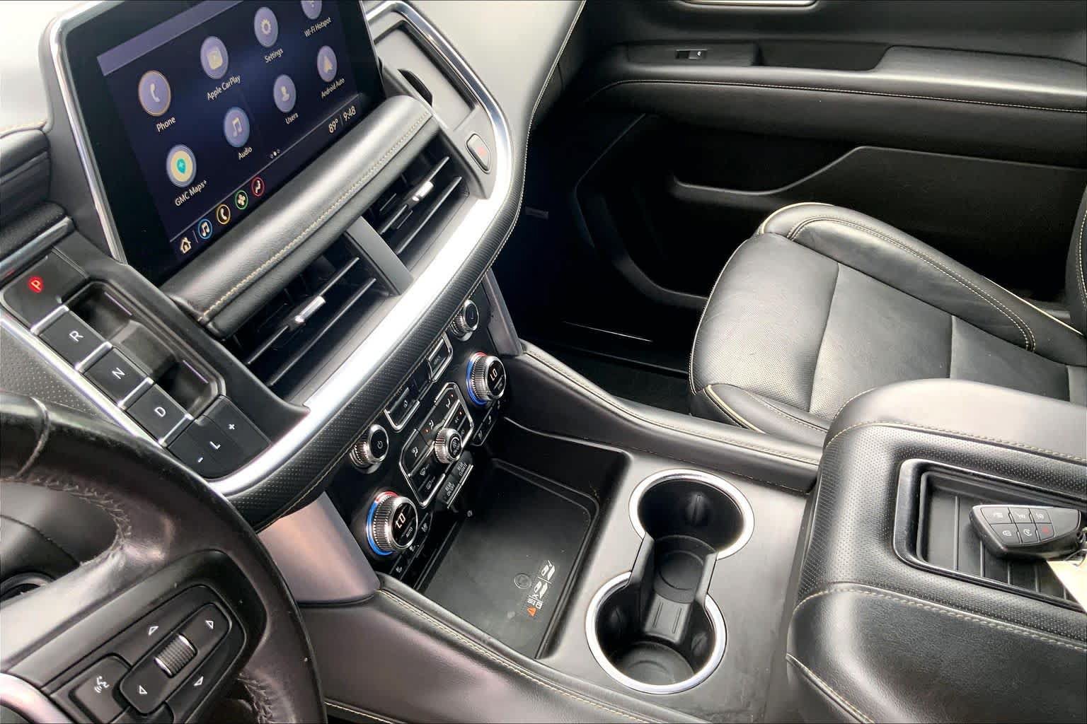 Used 2021 GMC Yukon XL SLT AWD/4WD image 15