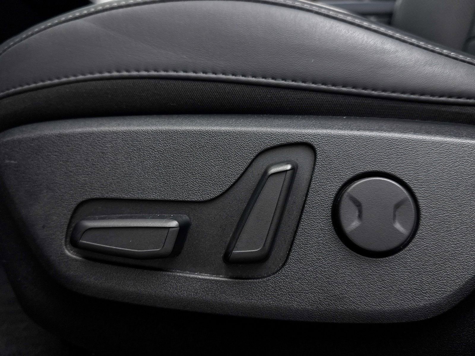 Used 2023 Kia EV6 Wind w/ Wind Technology Package image 28