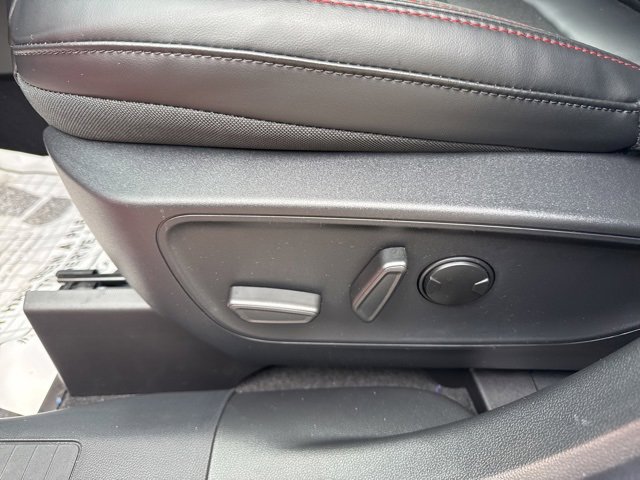 New 2025 Ford Escape ST-Line w/ Equipment Group 301A image 28