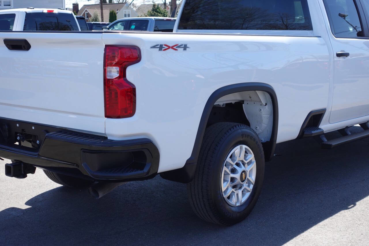 Used 2025 Chevrolet Silverado 2500 W/T AWD/4WD image 12