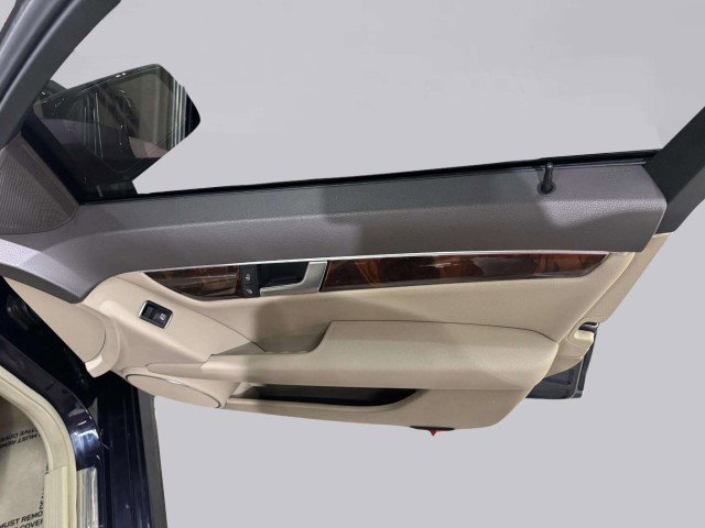 Used 2014 Mercedes-Benz C 300 Sport image 38