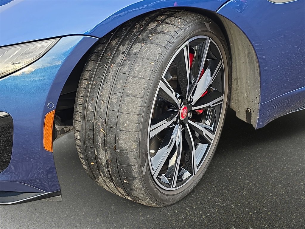Used 2021 Jaguar F-TYPE R image 35