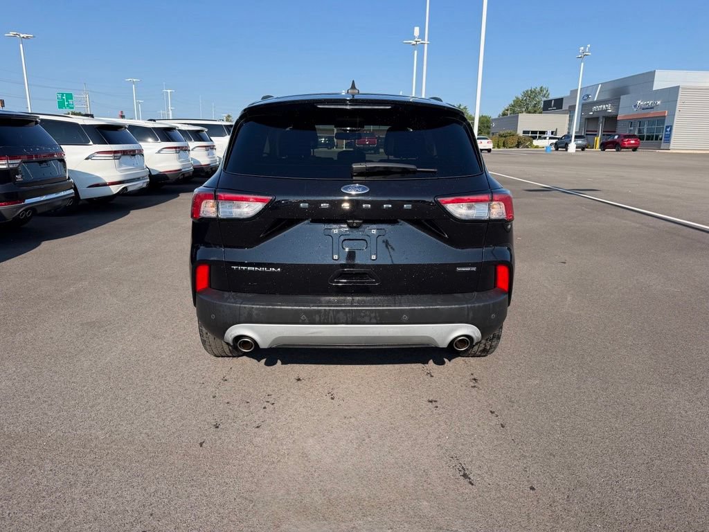 Used 2022 Ford Escape Titanium AWD/4WD image 6