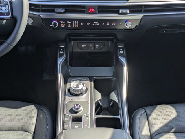 New 2025 Kia Sorento EX AWD/4WD image 18