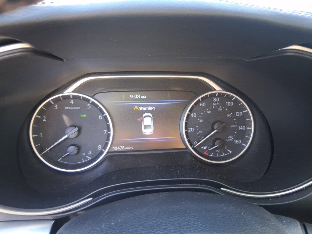 Used 2022 Nissan Maxima SV w/ Floor Mat Group FWD image 12