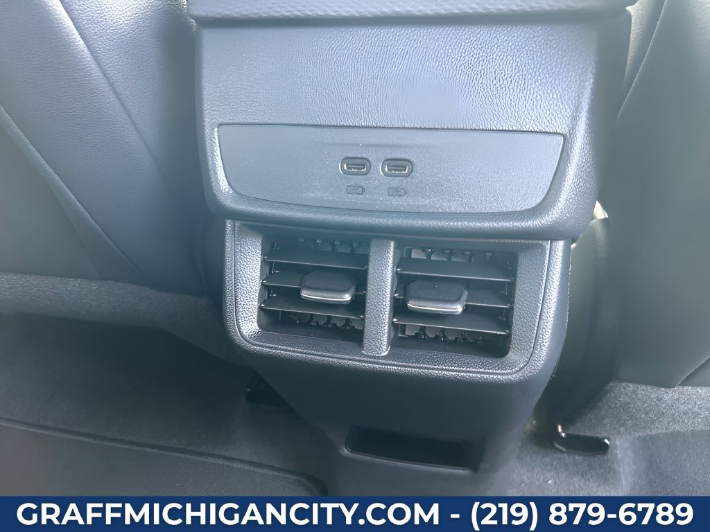 New 2027 Chevrolet Equinox RS FWD image 33