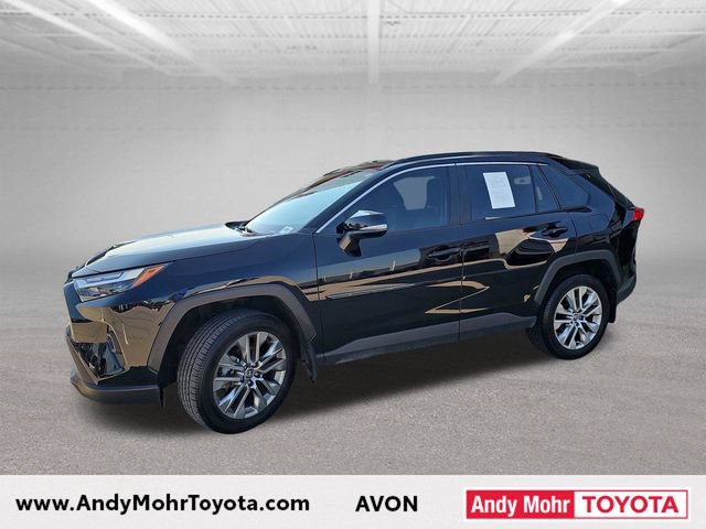 Used 2025 Toyota RAV4 XLE Premium w/ Weather Package AWD/4WD image 4