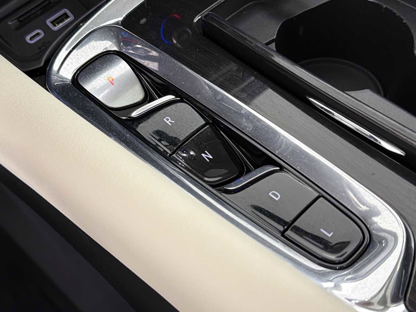 Certified 2023 Buick Enclave Premium w/ Experience Buick Package AWD/4WD image 33