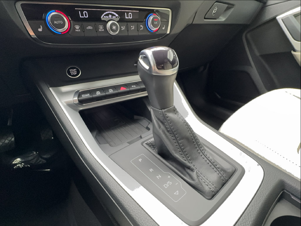 Used 2024 Audi Q3 2.0T Premium AWD/4WD image 52