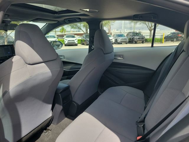 Used 2022 Toyota Corolla SE image 5