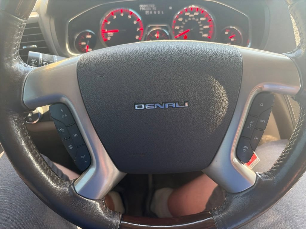 Used 2015 GMC Acadia Denali AWD/4WD image 25