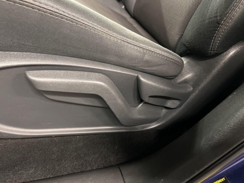 Used 2017 Nissan Pathfinder S AWD/4WD image 28