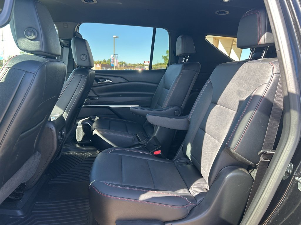 Used 2025 Chevrolet Traverse Z71 w/ Enhanced Driving Package image 16