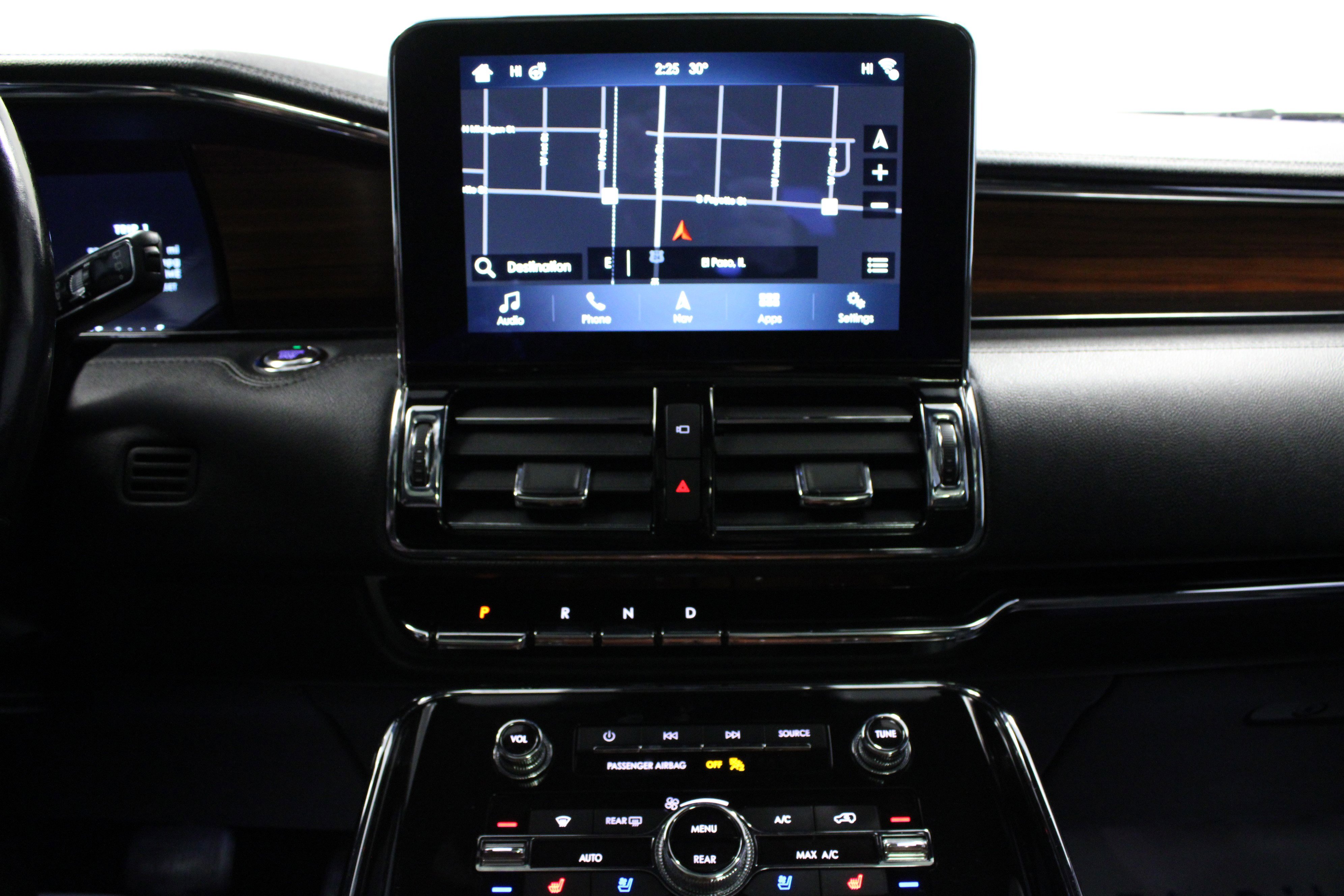 Used 2019 Lincoln Navigator L Select w/ Technology Package image 23