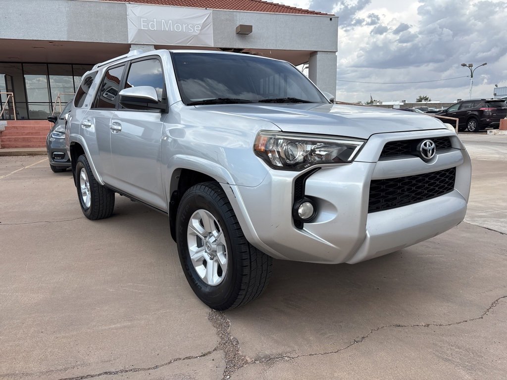 Used 2015 Toyota 4Runner image 3