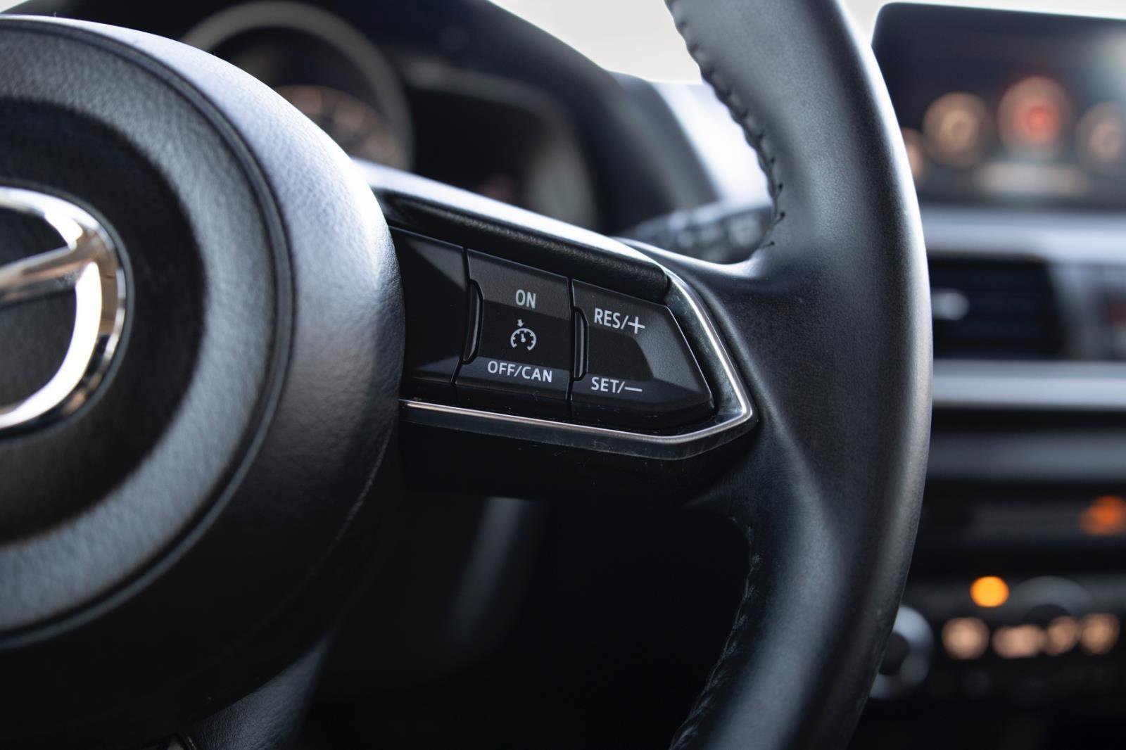 Used 2018 MAZDA MAZDA3 Touring image 7