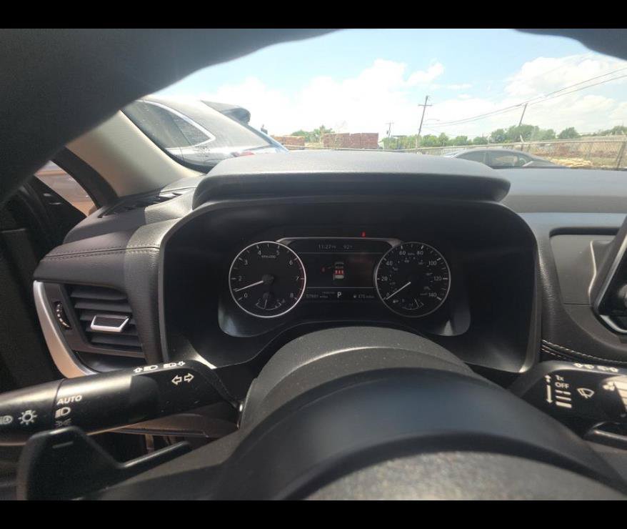 Used 2024 Nissan Rogue SV FWD image 6