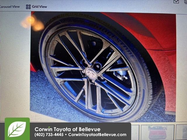 Used 2025 Toyota Camry SE FWD image 8