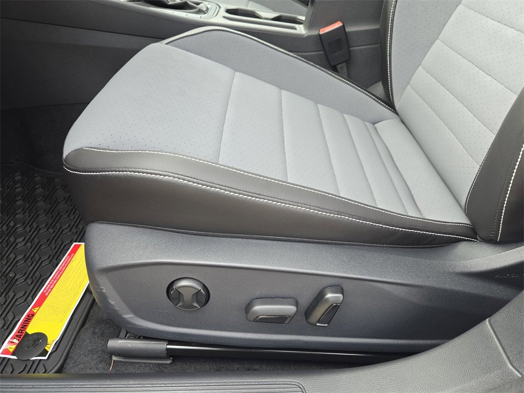 New 2026 Volkswagen Jetta SE image 18