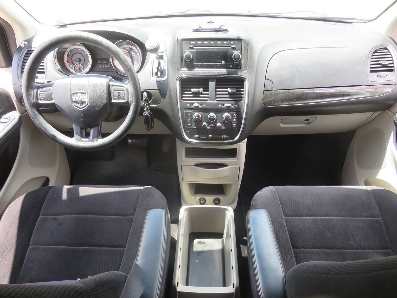 Used 2014 Dodge Grand Caravan SE w/ Quick Order Package 29E SE FWD image 12