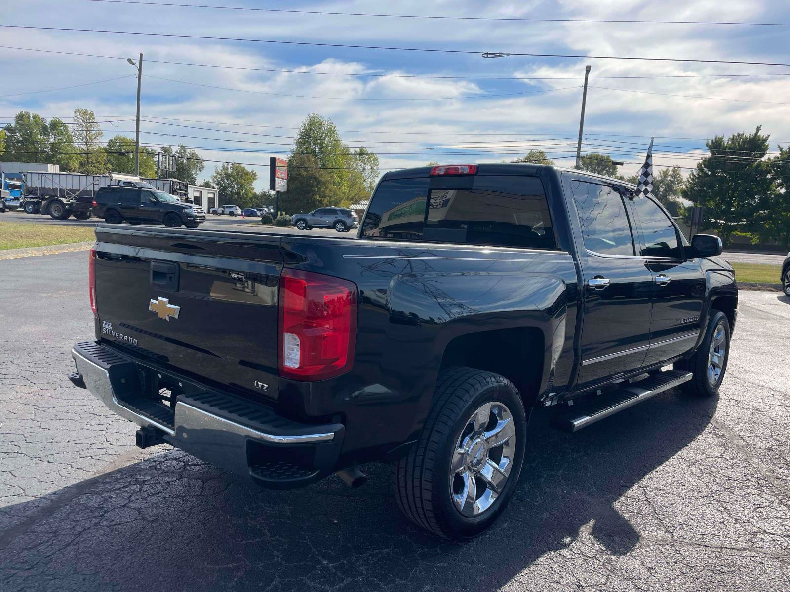 Used 2017 Chevrolet Silverado 1500 LTZ w/ Sport Package AWD/4WD image 8