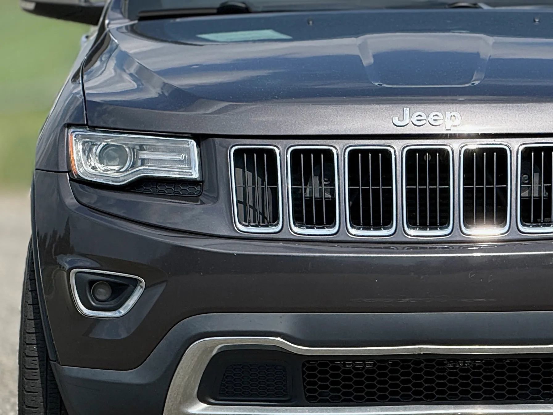 Used 2016 Jeep Grand Cherokee Limited w/ Luxury Group II RWD image 11