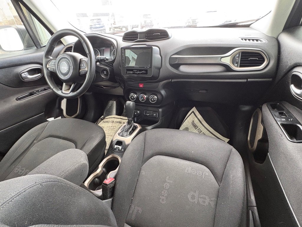 Used 2017 Jeep Renegade Sport w/ Power & Air Group image 17