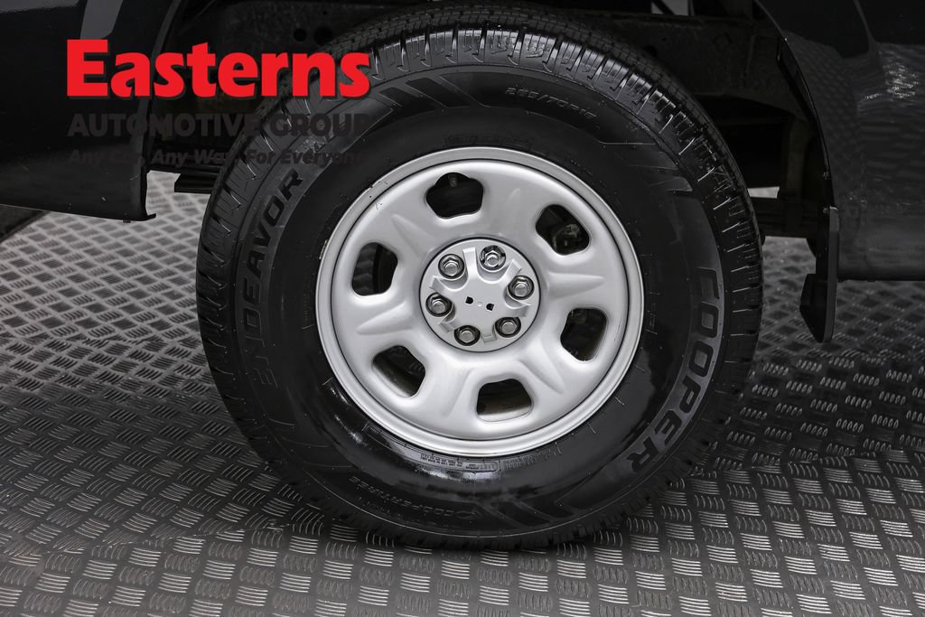 Used 2022 Nissan Frontier S RWD image 28