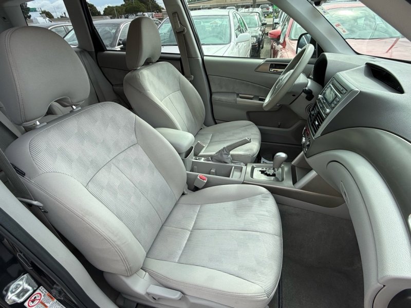 Used 2009 Subaru Forester 2.5X image 9