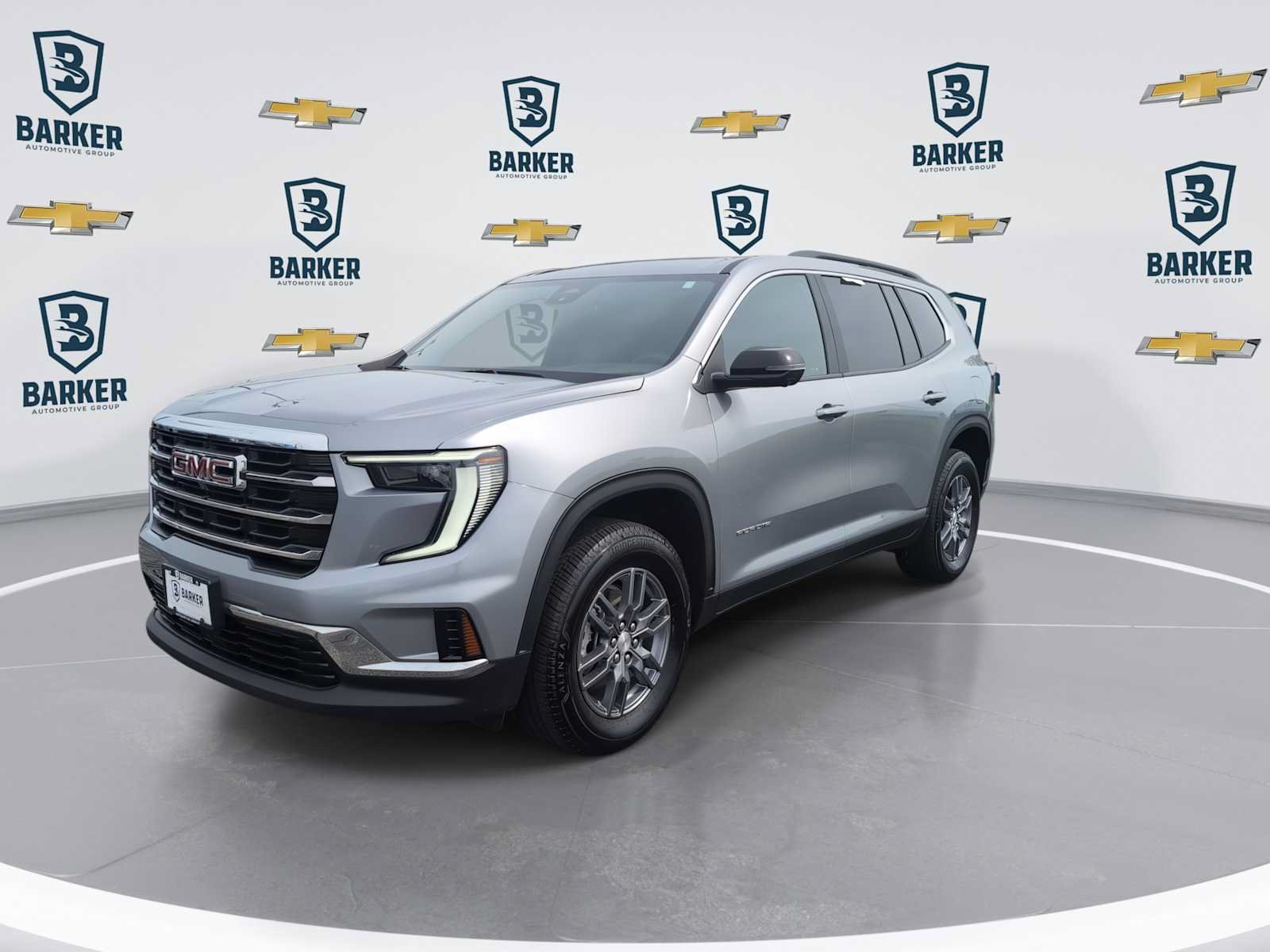 Used 2025 GMC Acadia Elevation FWD image 4