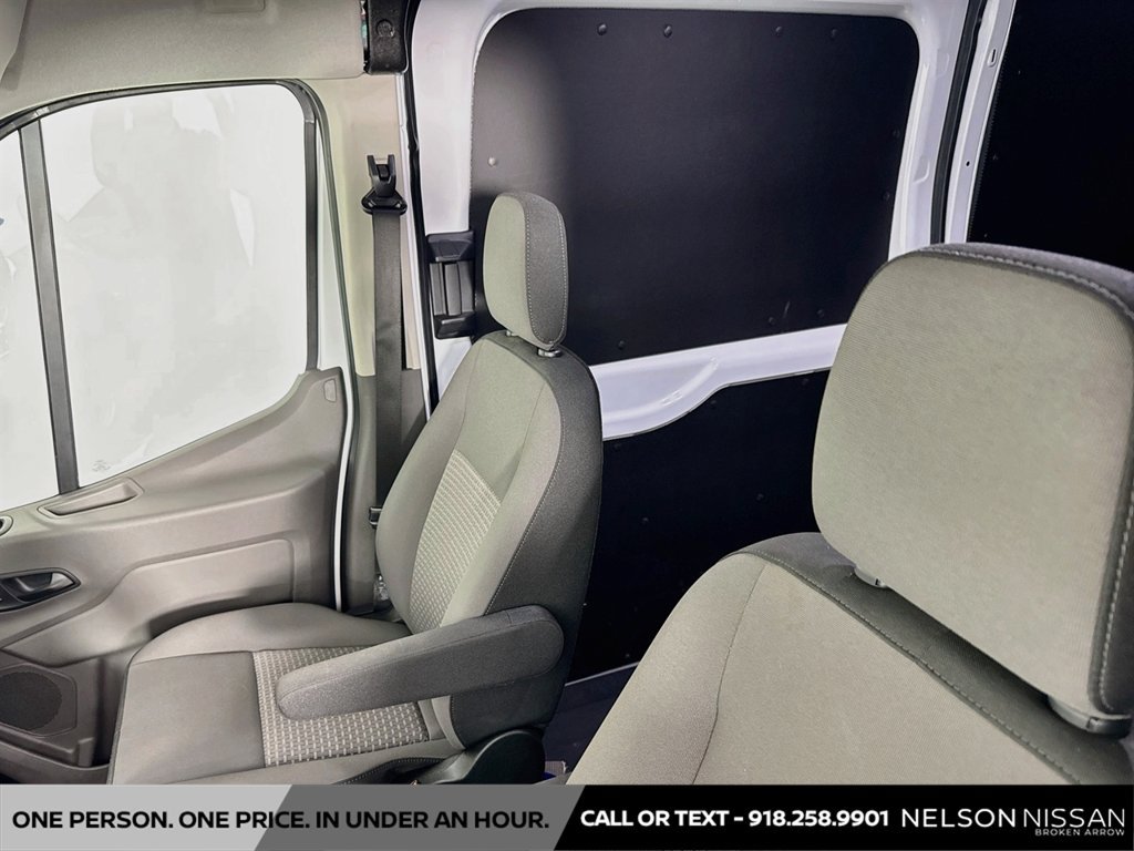 Used 2025 Ford Transit 350 148 Medium Roof AWD image 21