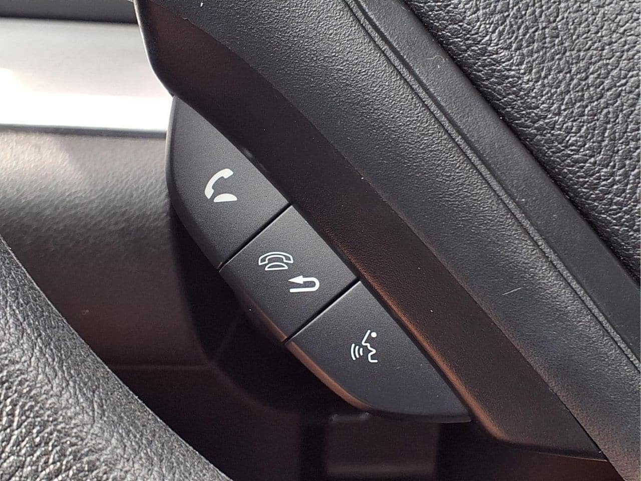 Used 2014 Honda CR-V LX image 24